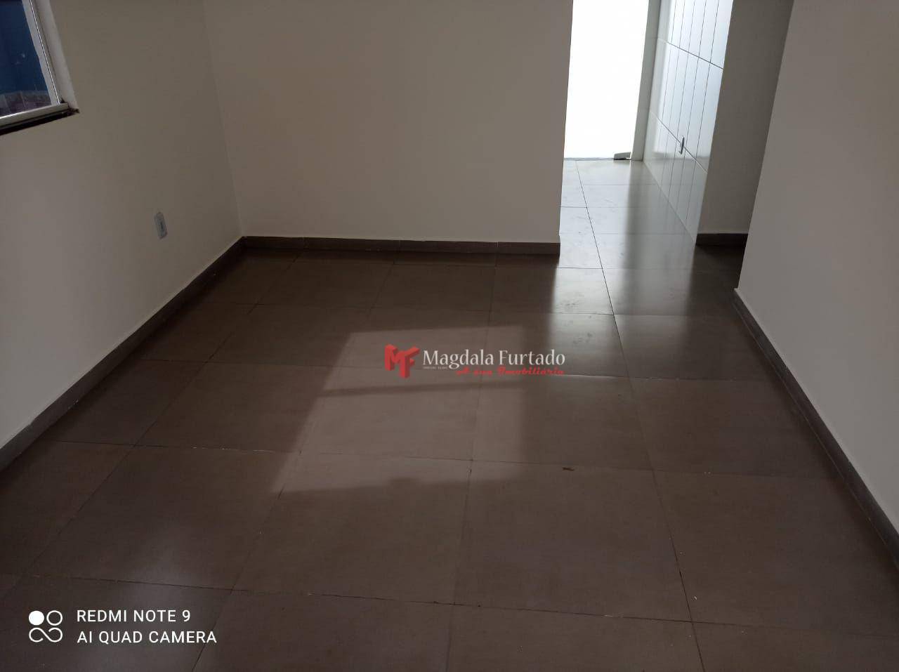 Casa à venda com 2 quartos, 75m² - Foto 14