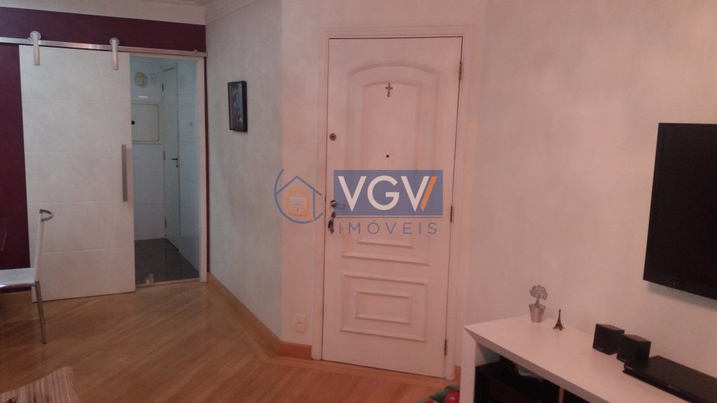 Apartamento à venda com 3 quartos, 85m² - Foto 9