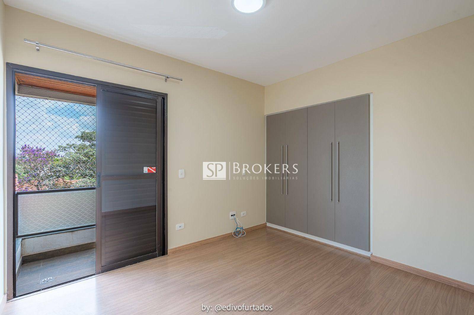 Apartamento para alugar com 3 quartos, 185m² - Foto 18