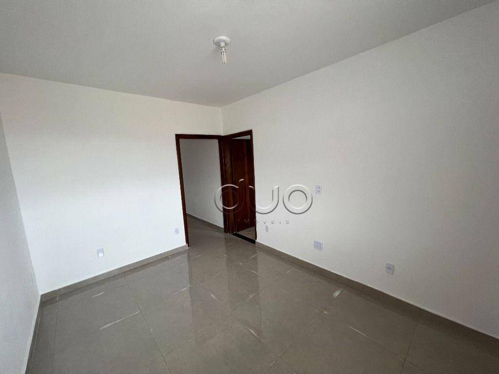 Casa à venda com 3 quartos, 167m² - Foto 4