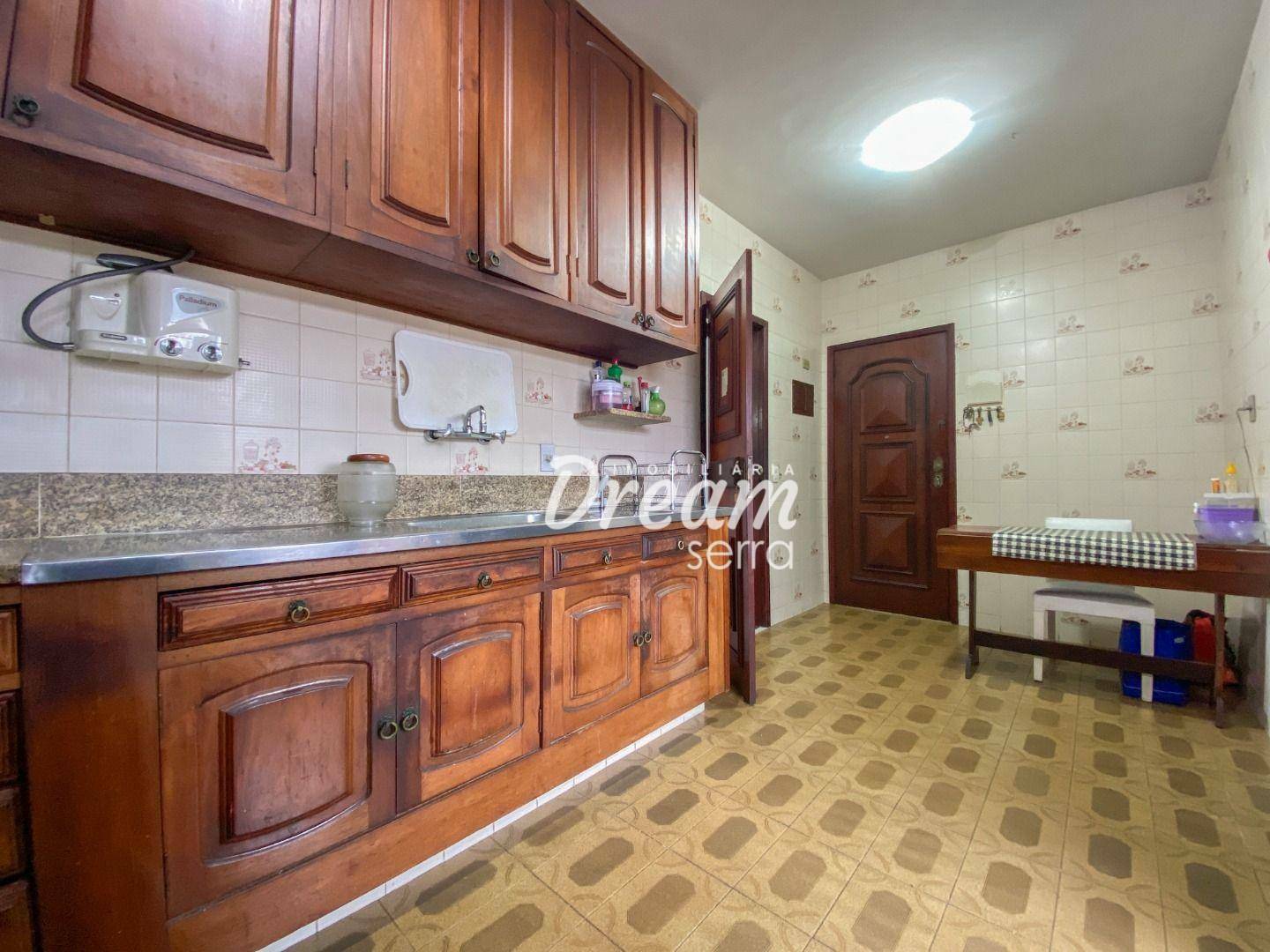 Apartamento à venda com 3 quartos, 107m² - Foto 11