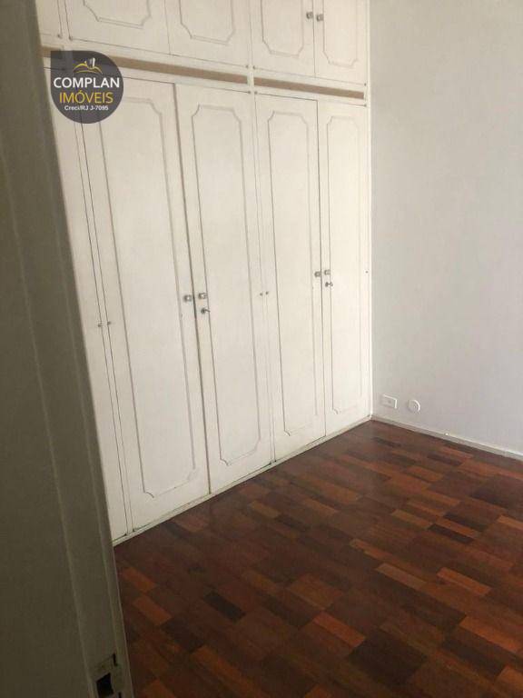 Apartamento à venda com 2 quartos, 74m² - Foto 7