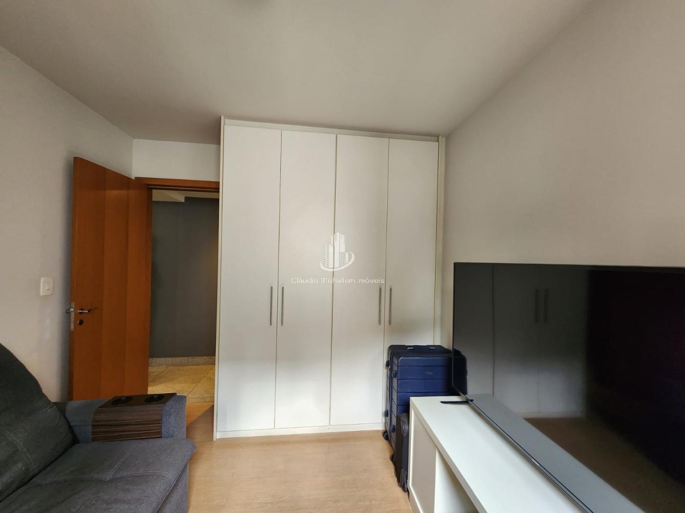 Apartamento à venda com 2 quartos, 64m² - Foto 20