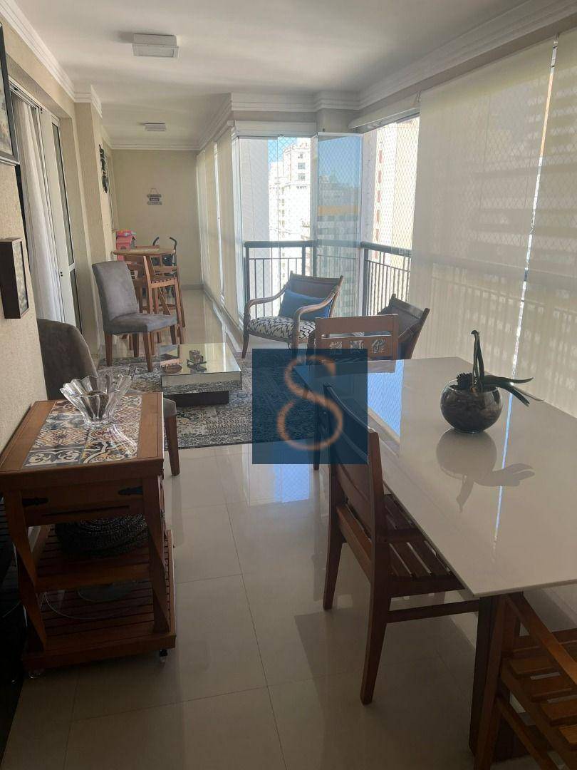 Apartamento à venda com 3 quartos, 194m² - Foto 9