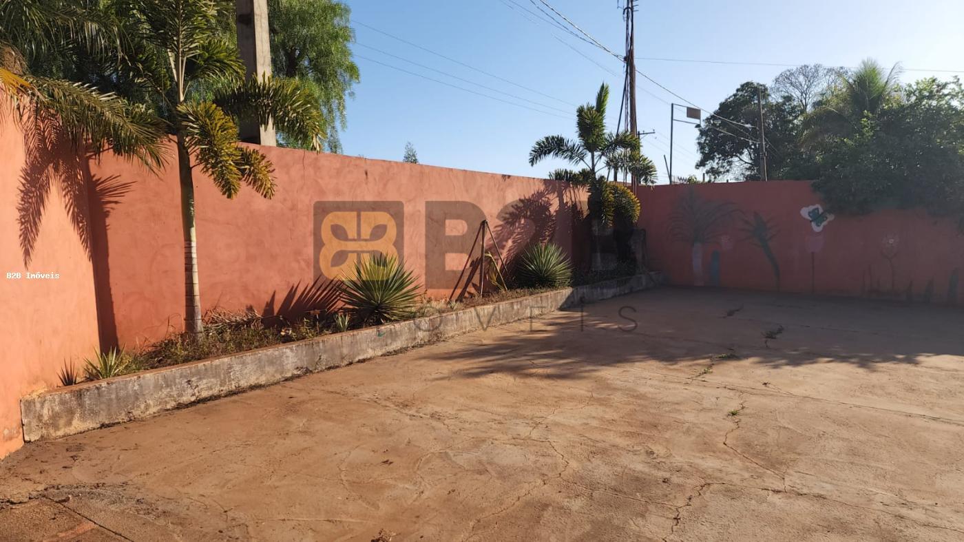 Fazenda à venda com 4 quartos, 200m² - Foto 3