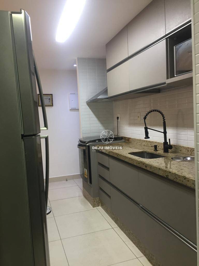 Apartamento à venda com 2 quartos, 60m² - Foto 15