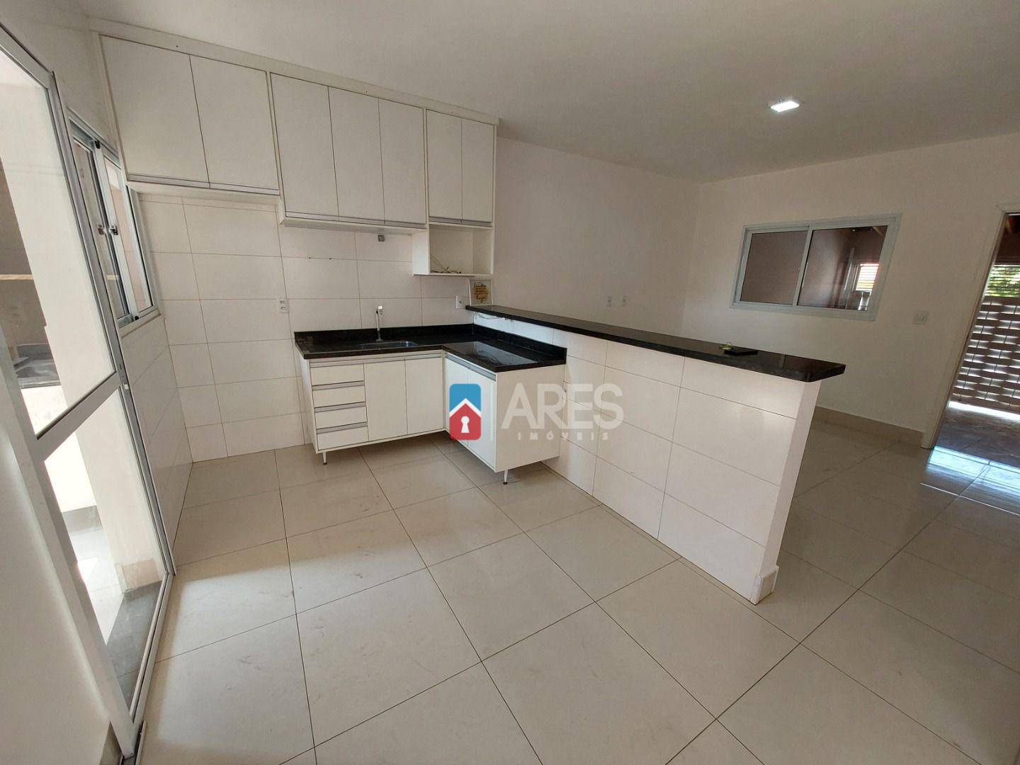 Casa para alugar com 3 quartos, 153m² - Foto 6