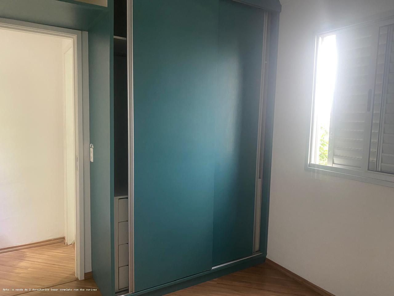 Apartamento à venda com 2 quartos, 52m² - Foto 3