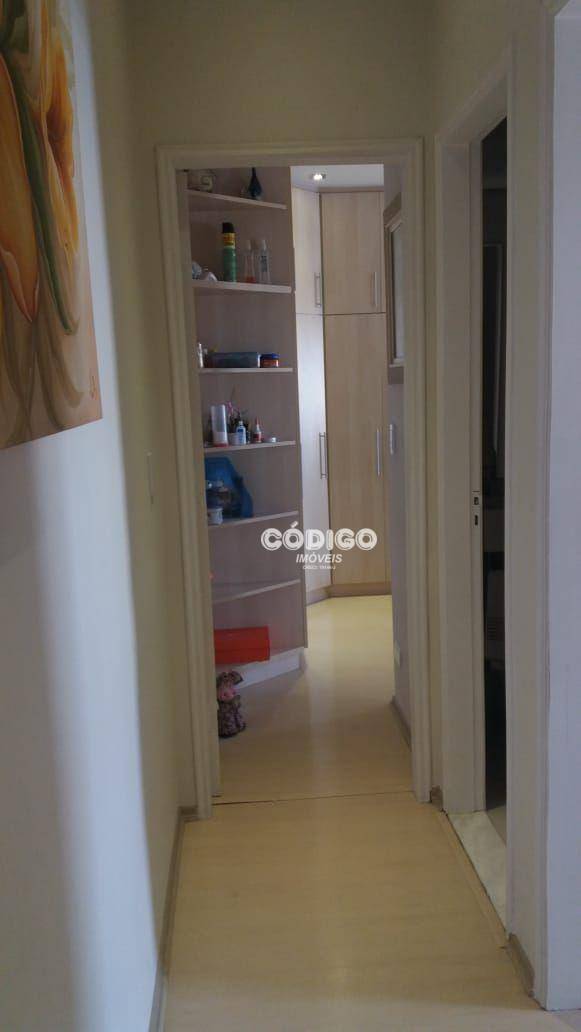 Apartamento à venda com 2 quartos, 72m² - Foto 11