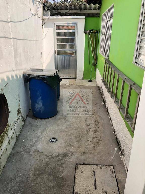 Casa de Condomínio à venda com 2 quartos, 60m² - Foto 5