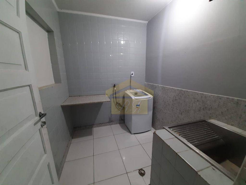 Sobrado à venda com 5 quartos, 276m² - Foto 40