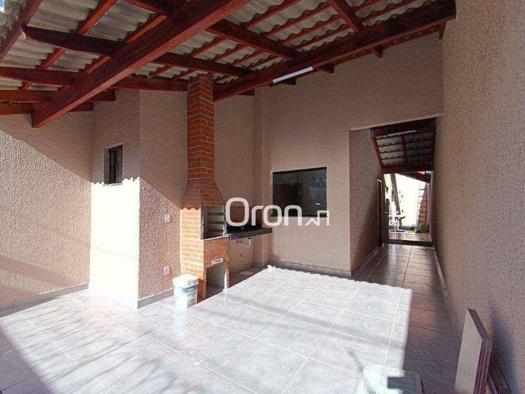 Casa à venda com 3 quartos, 87m² - Foto 9