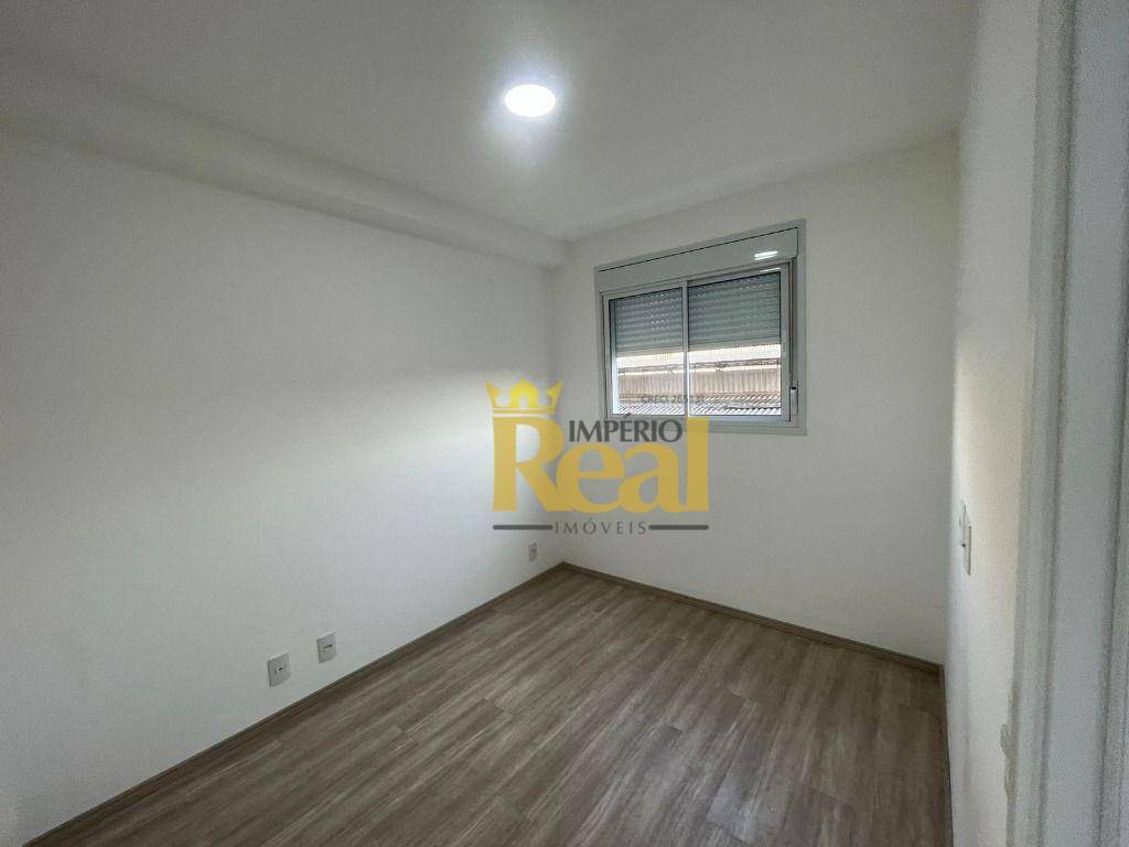 Apartamento para alugar com 2 quartos, 37m² - Foto 7