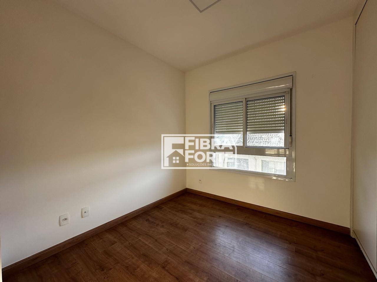 Apartamento à venda com 2 quartos, 67m² - Foto 15