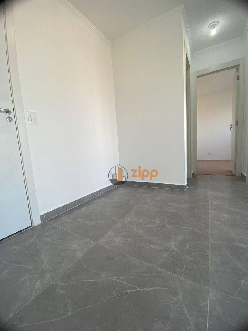 Apartamento para alugar com 2 quartos, 38m² - Foto 6