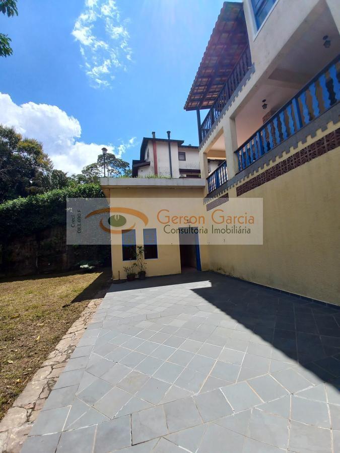 Casa de Condomínio para alugar com 3 quartos, 250m² - Foto 3