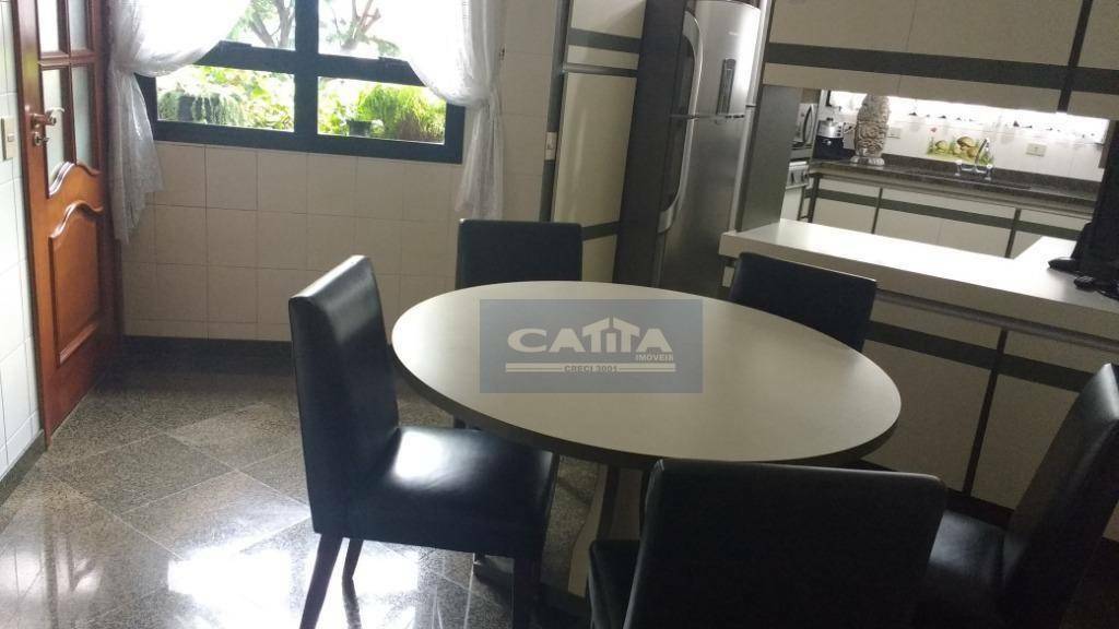 Apartamento à venda com 4 quartos, 202m² - Foto 10