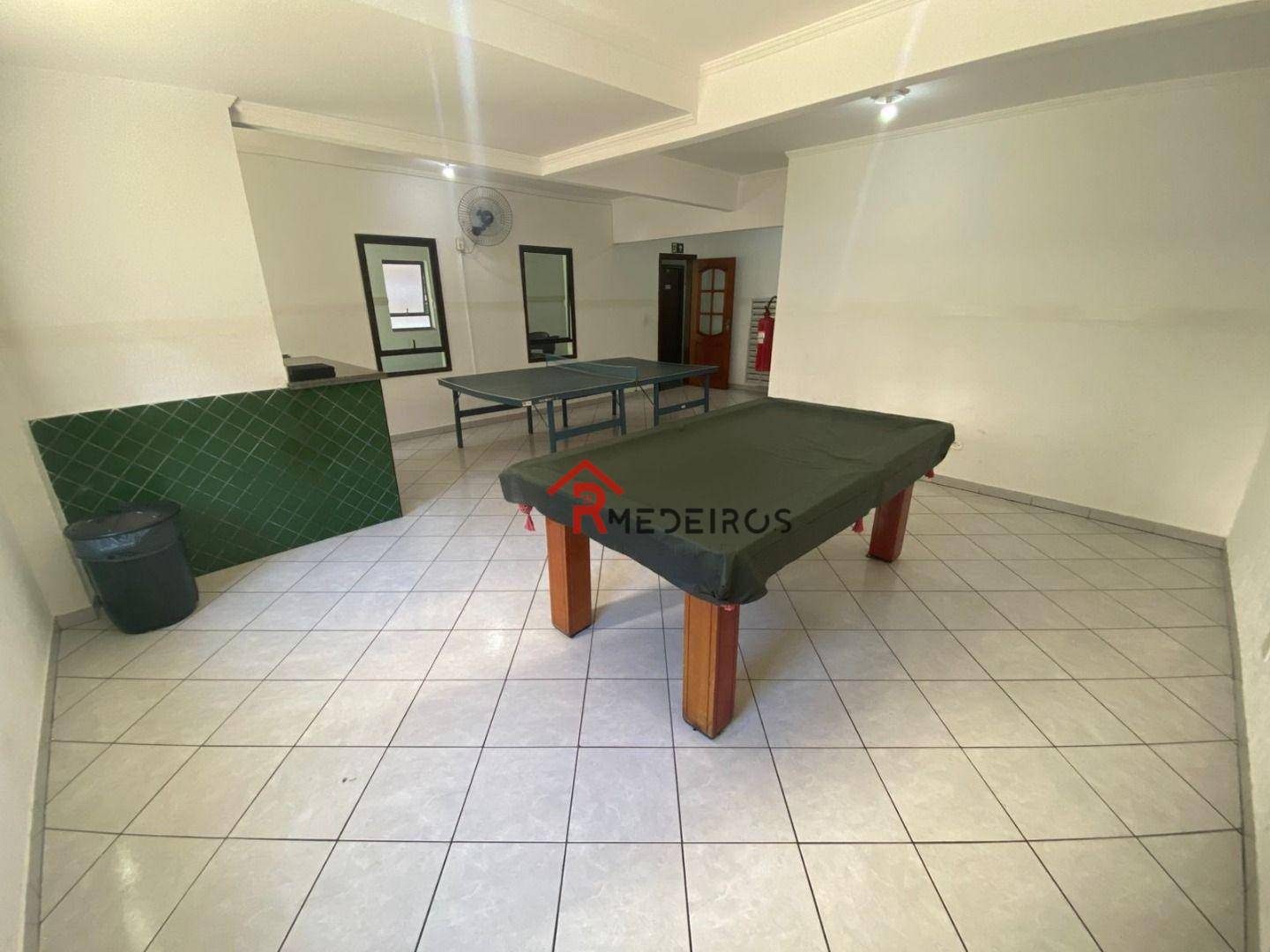 Apartamento para alugar com 1 quarto, 54m² - Foto 19