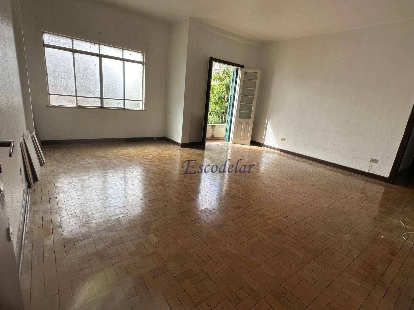 Apartamento à venda com 3 quartos, 135m² - Foto 2