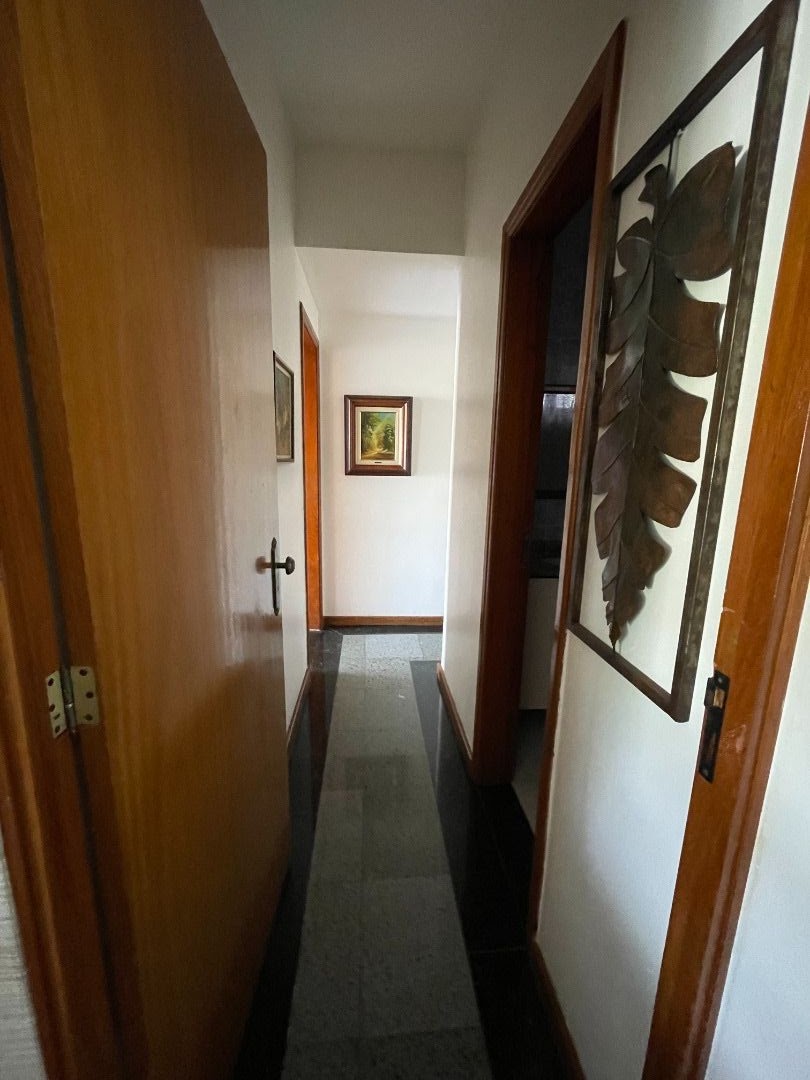 Apartamento à venda com 3 quartos, 149m² - Foto 8