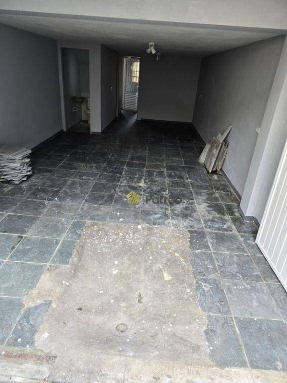 Sobrado à venda com 2 quartos, 174m² - Foto 48