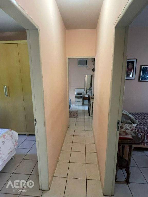 Casa à venda com 3 quartos, 128m² - Foto 35
