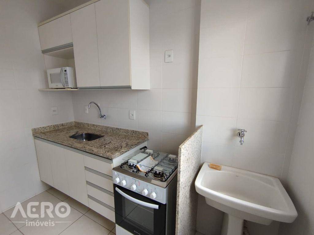 Apartamento para alugar com 1 quarto, 37m² - Foto 10