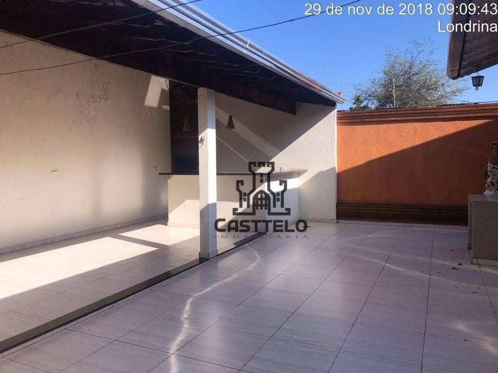 Casa à venda com 3 quartos, 250m² - Foto 8