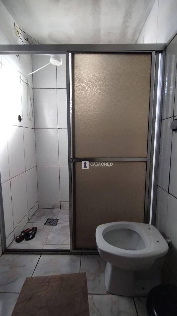 Casa à venda com 3 quartos, 200m² - Foto 8