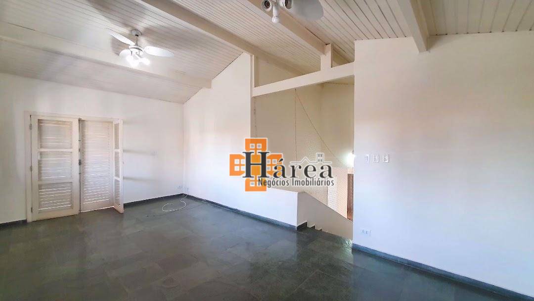 Sobrado à venda com 3 quartos, 241m² - Foto 5