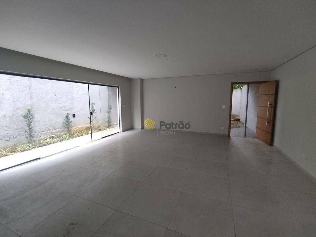 Sobrado à venda com 3 quartos, 200m² - Foto 29