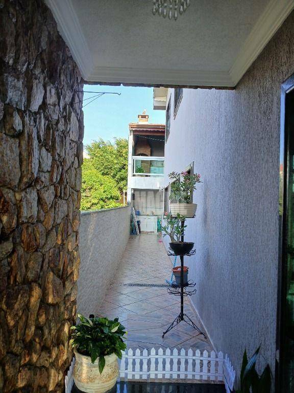 Sobrado à venda com 3 quartos, 249m² - Foto 66
