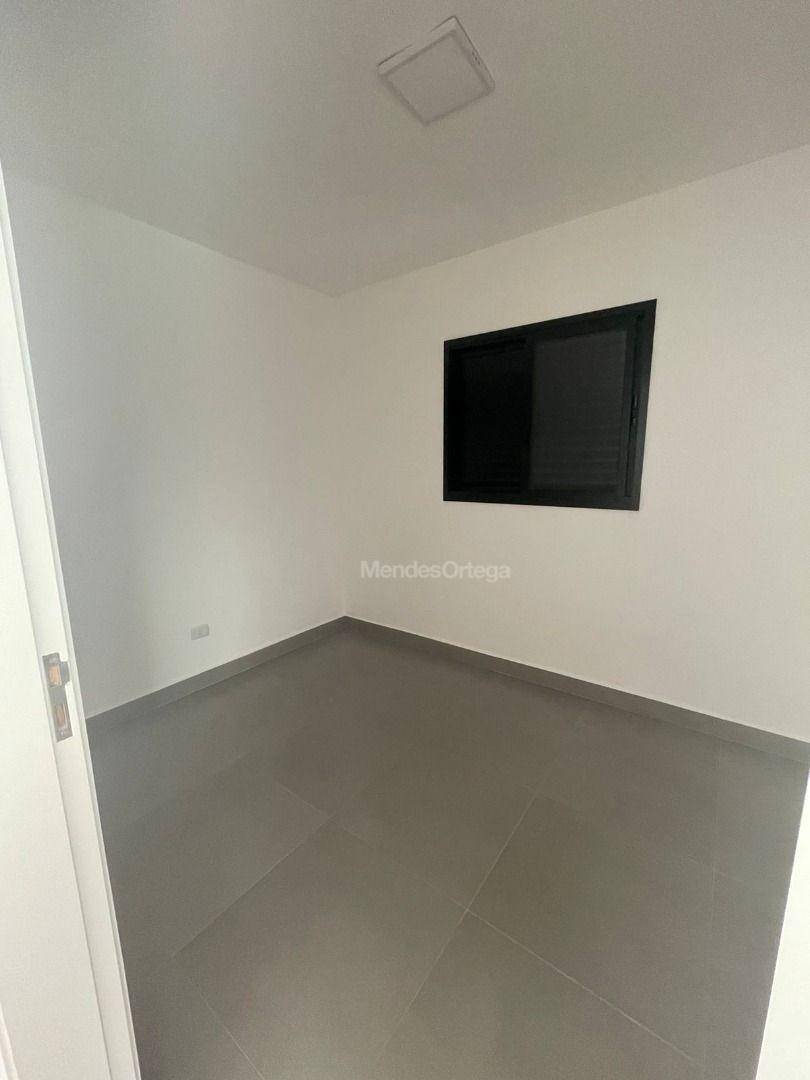 Apartamento para alugar com 2 quartos, 50m² - Foto 4