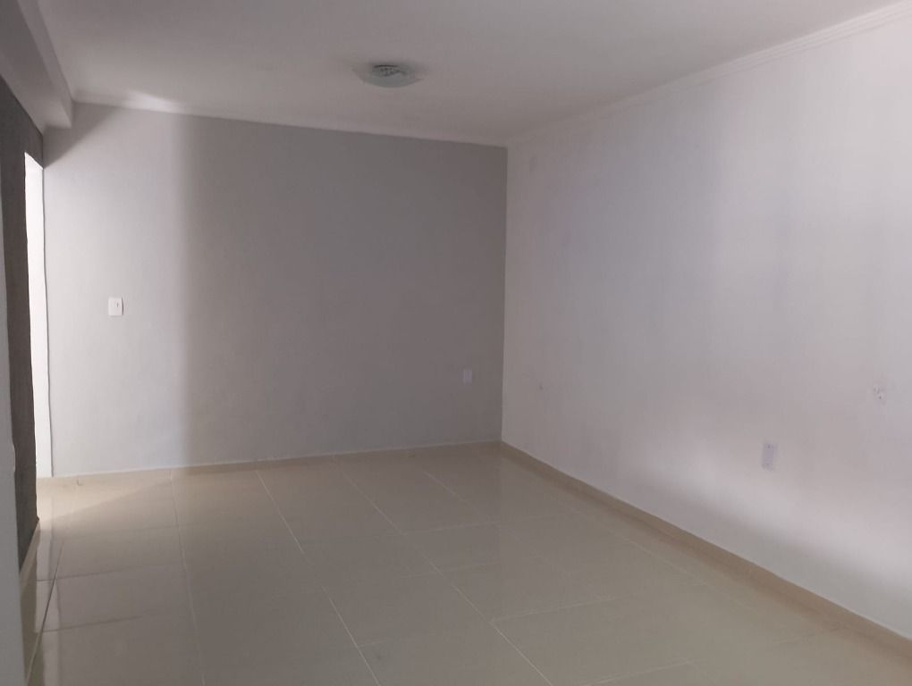 Casa para alugar com 2 quartos, 80m² - Foto 8