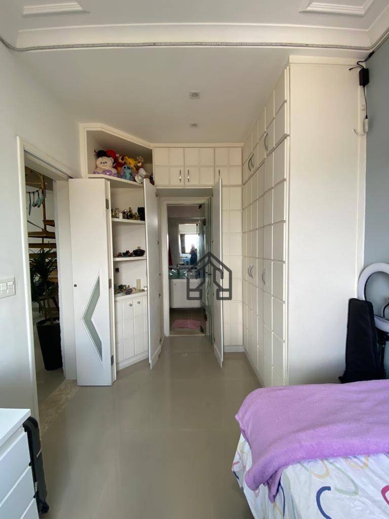 Apartamento à venda com 3 quartos, 129m² - Foto 18