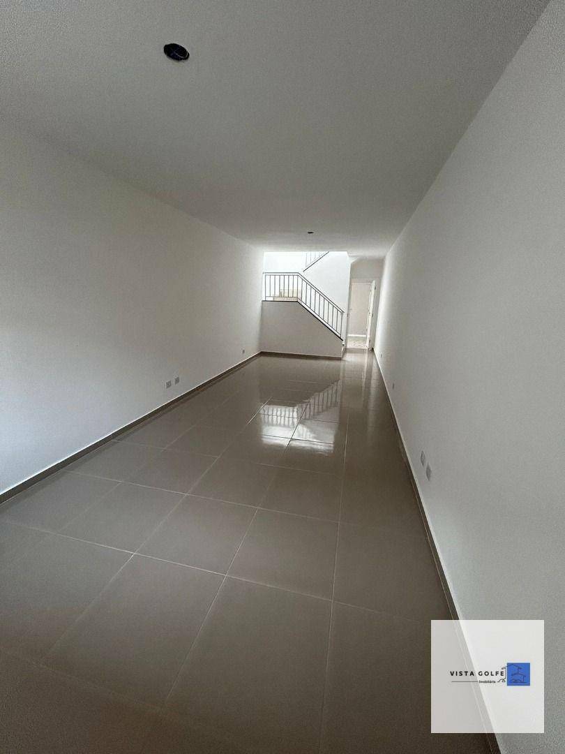 Sobrado à venda com 3 quartos, 165m² - Foto 1