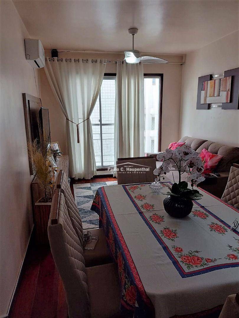 Apartamento à venda com 3 quartos, 131m² - Foto 2