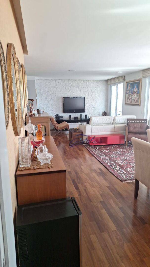 Apartamento à venda com 3 quartos, 183m² - Foto 3