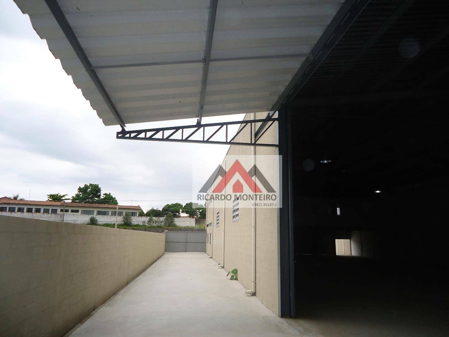 Depósito-Galpão-Armazém à venda e aluguel, 687m² - Foto 16