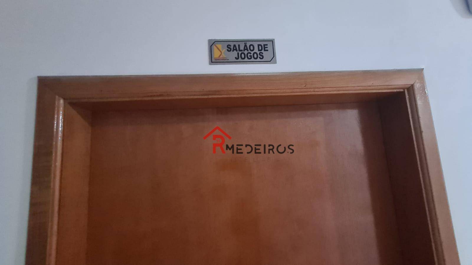 Apartamento à venda com 1 quarto, 45m² - Foto 21