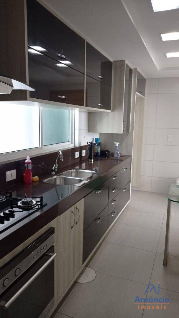 Apartamento à venda com 3 quartos, 104m² - Foto 11