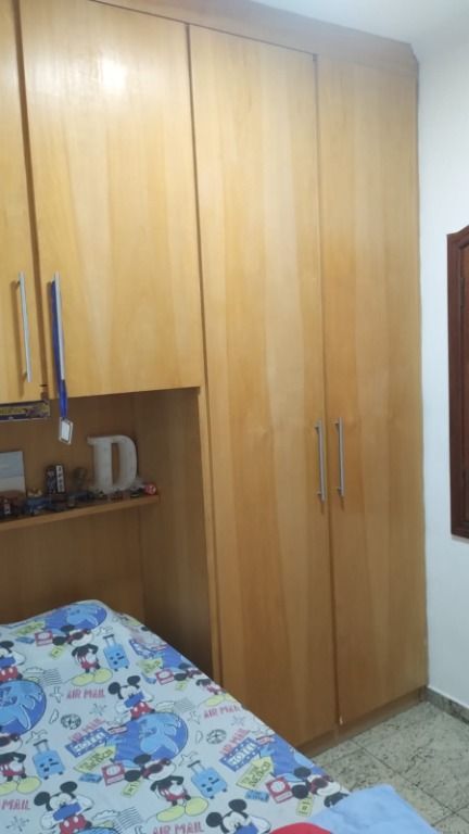 Casa à venda com 3 quartos, 180m² - Foto 17