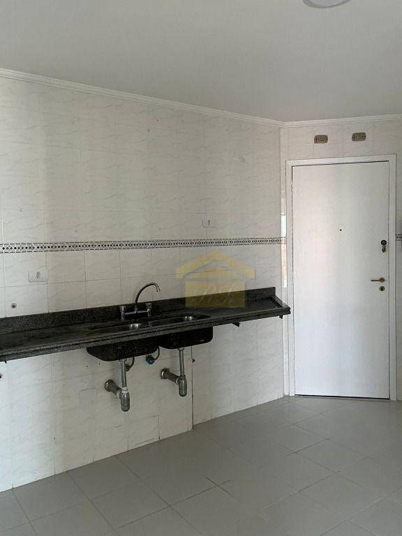 Apartamento à venda com 3 quartos, 169m² - Foto 4