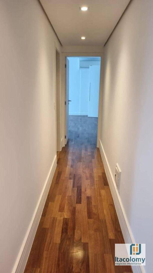 Apartamento à venda com 3 quartos, 253m² - Foto 19