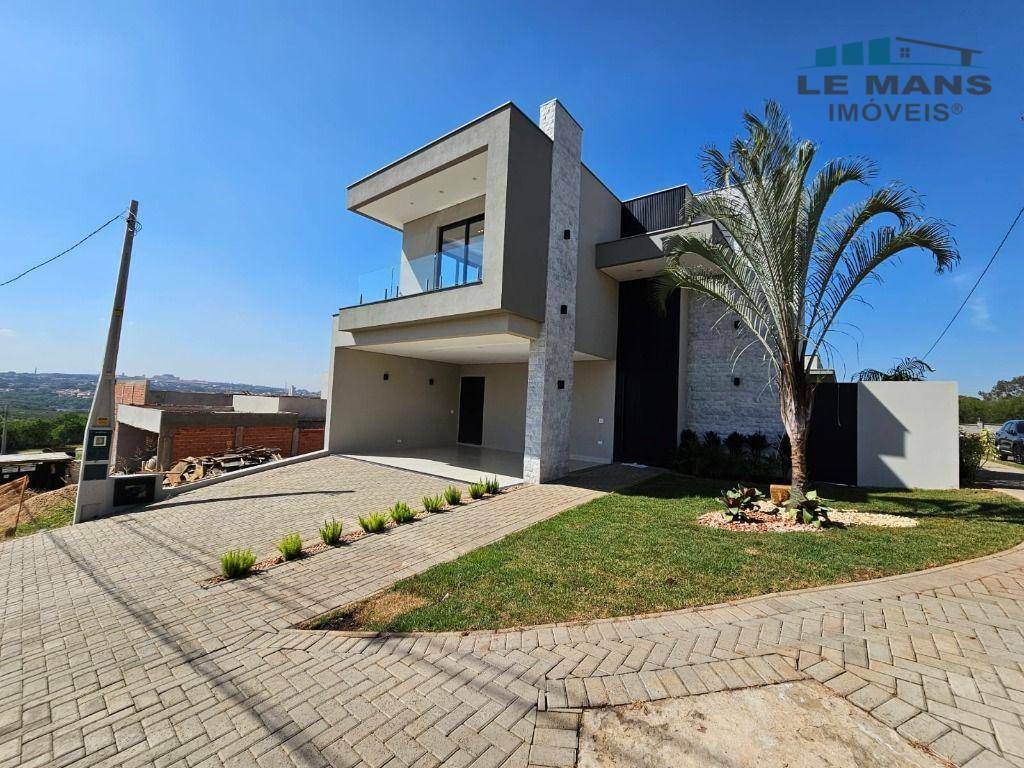 Casa à venda com 3 quartos, 240m² - Foto 3