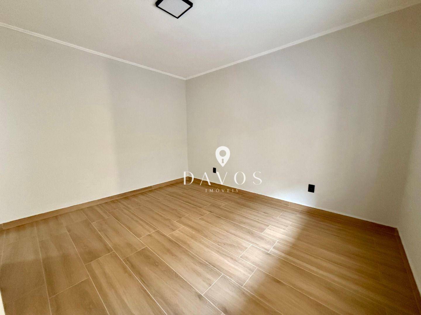 Casa à venda com 3 quartos, 342m² - Foto 14