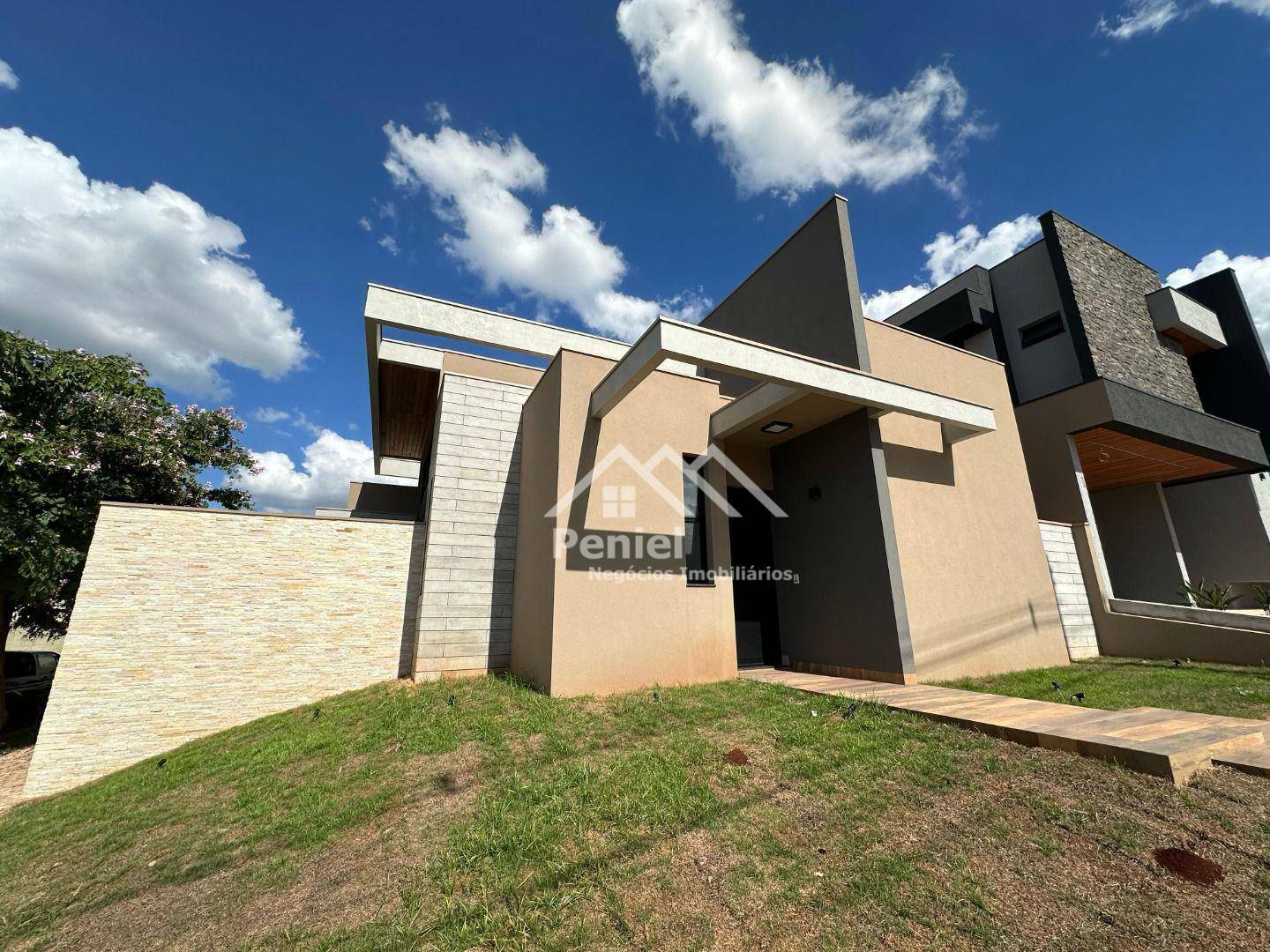 Casa de Condomínio à venda com 3 quartos, 174m² - Foto 2