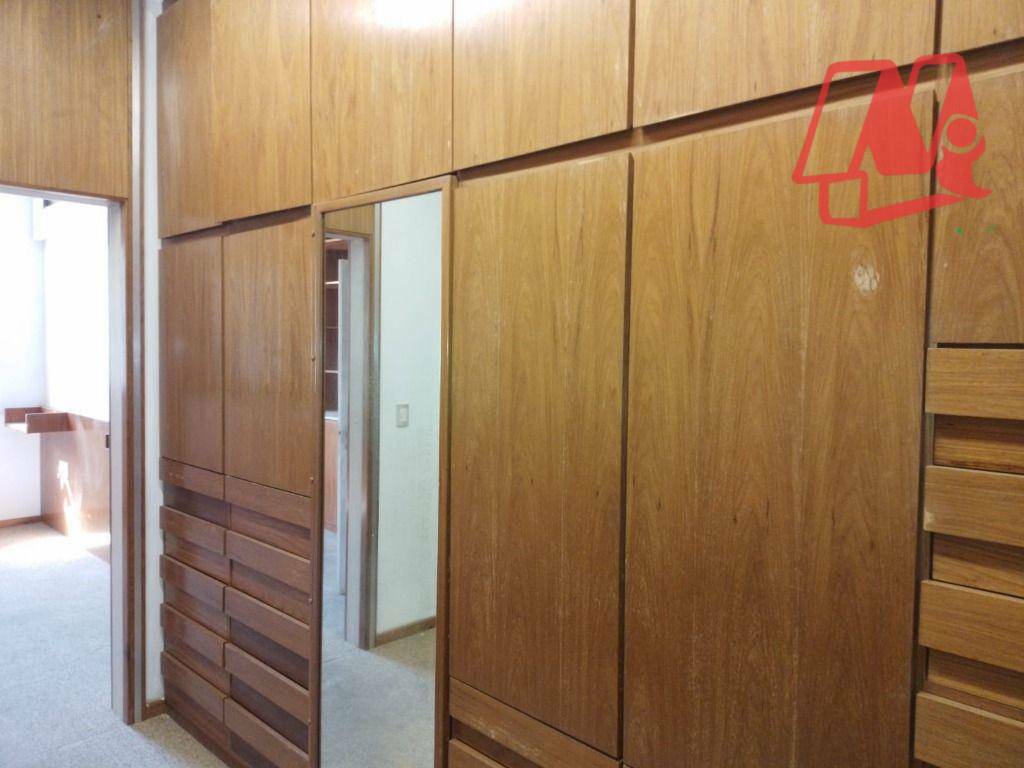 Casa à venda e aluguel com 3 quartos, 371m² - Foto 26