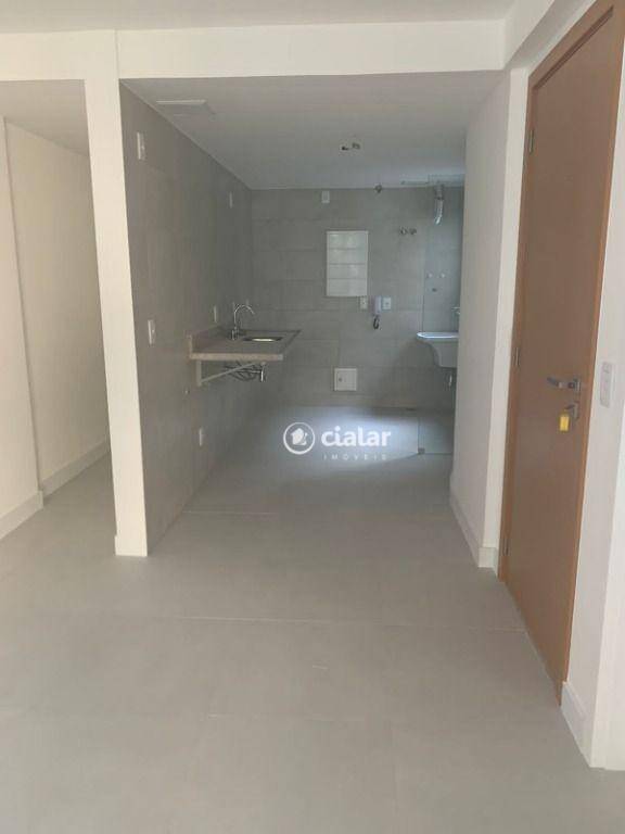 Apartamento à venda com 2 quartos, 181m² - Foto 27