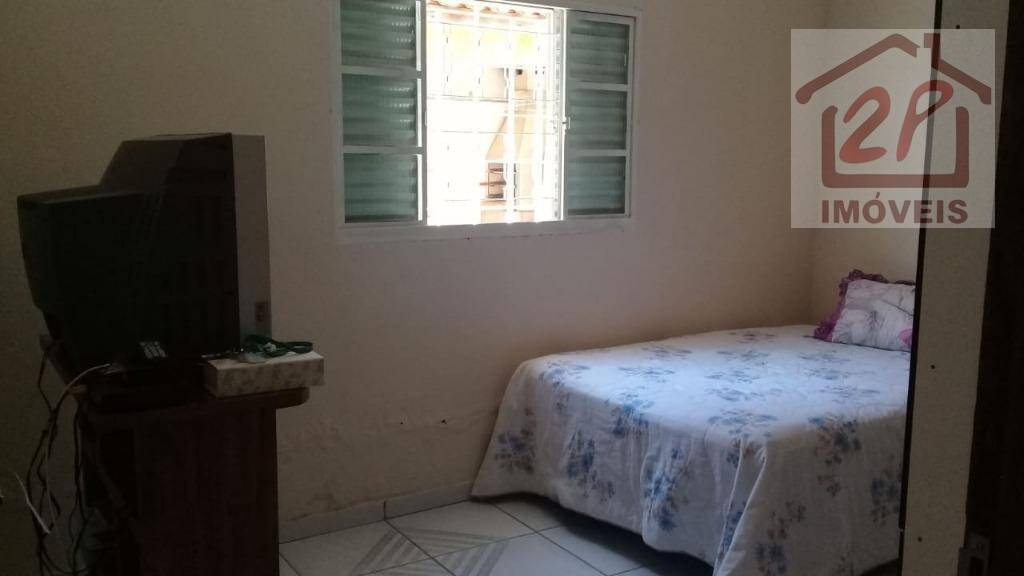 Casa à venda com 3 quartos, 95m² - Foto 3